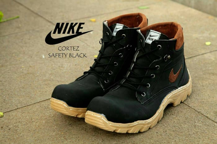 Brand NIKE CORTEZ SAFETY BOOT BIKERS 