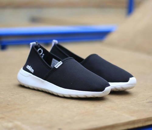 FaFiFu Fashion - Jual Sepatu Running / Sepatu Slip On / Sepatu Adidas ...