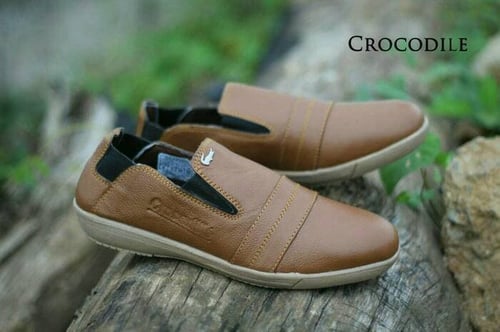 SEPATU CASUAL PRIA CROCODILE VA SLIP ON KULIT ASLI 3 VARIAN WARNA