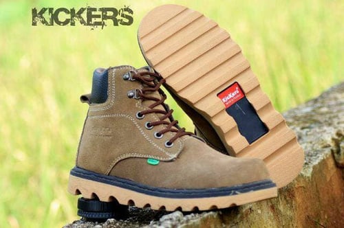 Sepatu kerja boot kulit Kickers variable bikers