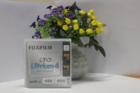 FUJIFILM Ultrium LTO 4  Tape Cartridge 800GB - 1600GB