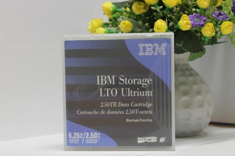 IBM Ultrium LTO 6 Tape Cartrige 2.5 TB - 00V7590