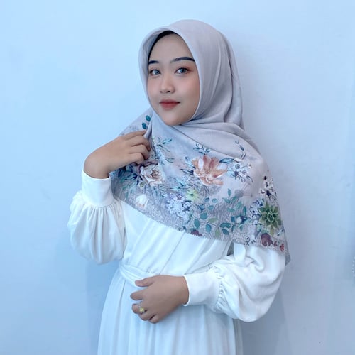 Hijab ELENA segi empat Hanna Series