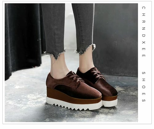 Sepatu Sneakers Wanita SN081 Korean Style - Brown