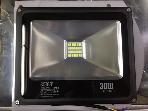 Lampu Sorot LED 30 Watt Merk Enter Cahaya Putih