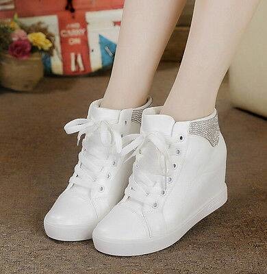 Sepatu Wanita Kets Boots Glitter Putih AP02