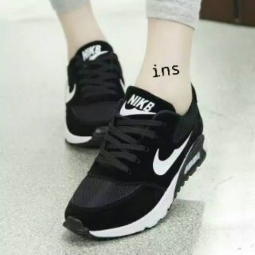 harga nike roshe run sport station