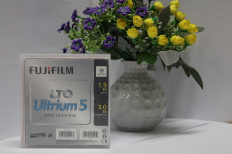 FUJIFILM Ultrium LTO 5 Tape Cartridge FJ-LT05