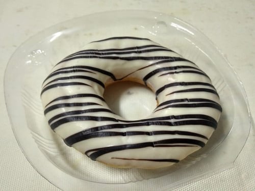 TWINBREAD Ring Donut Chocolate Strips