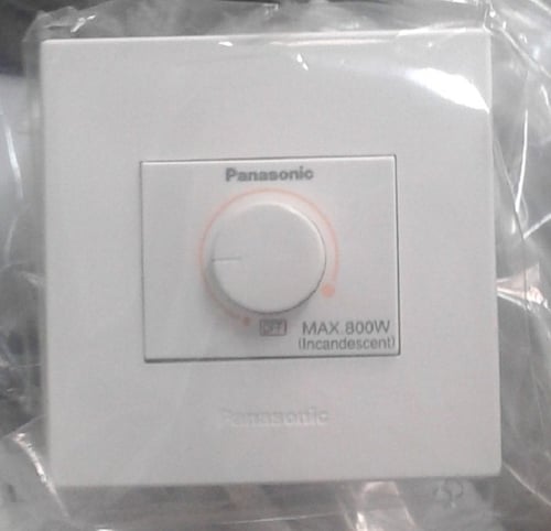 PANASONIC Plate With Dimmer WESJ78029W+WEJ57518