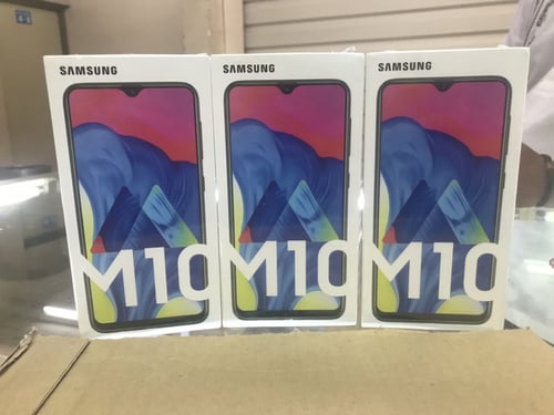 Samsung M10 new garansi Resmi 1 tahun warna black