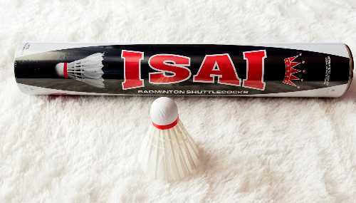 ISAI Kok Badminton Smooth Merah