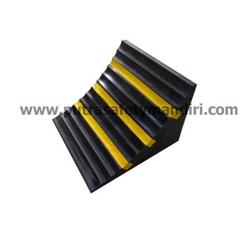 WHEEL CHOCK RUBBER 25X25 CM BLOK GANJAL BAN TRUK MOBIL MURAH