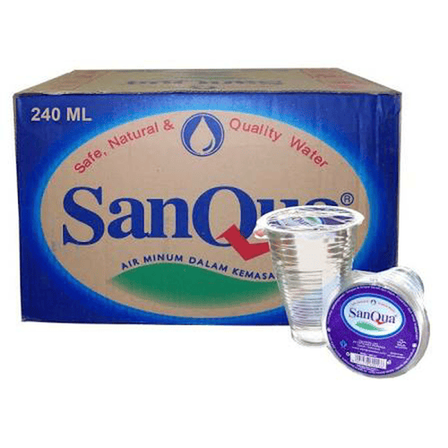 SanQua Air Mineral 220 ml ( 1 Dus isi 48 pcs )