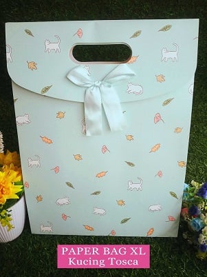 Paper Bag Motif / Tas Kertas Kado / Tas Ulang tahun - XL Casual - Kucing Tosca