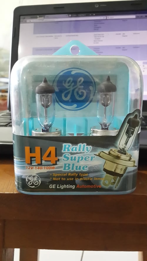 Bohlam Lampu Mobil Halogen H4 GE 12V 140-100W P43T