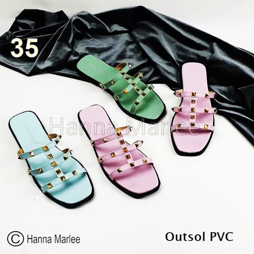 HM 35 - Sandal Valentino Flat Wanita