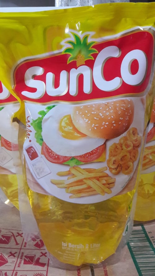 SUNCO Minyak Goreng 2L 1 Dus Isi 6 Pouch