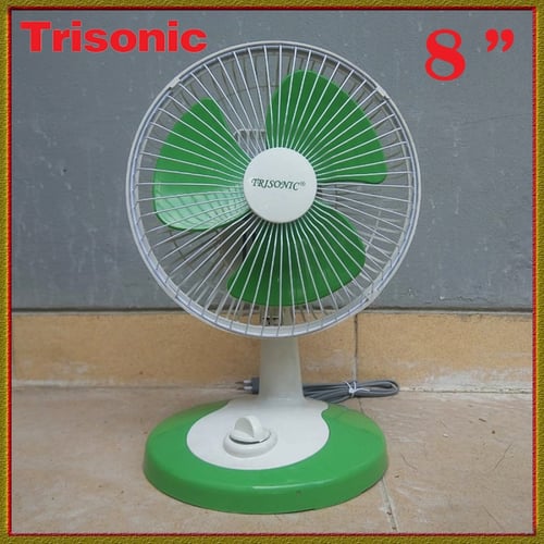 Kipas Angin Meja 8 Inci Desk Fan