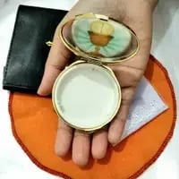 Piksis HOSTI Katolik stainless gold diameter 6cm Liturgi Prodiakon