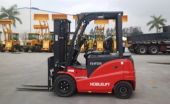 Promo Forklift Electric NOBLELIFT 2 Ton dan 3 Ton Tinggi Angkat 3 Meter dan 6 Meter