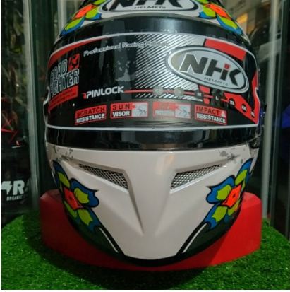 Helm NHK GP Pro - Jules Danilo - Size M