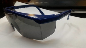 Kacamata Safety GS02 Les Biru