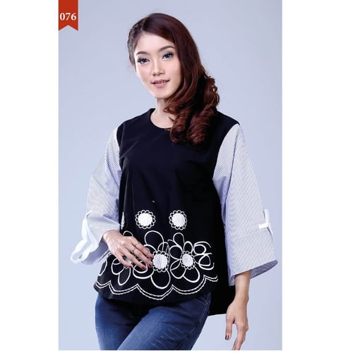 baju atasan wanita/kemeja wanita/blouse wanita kekinian cantik