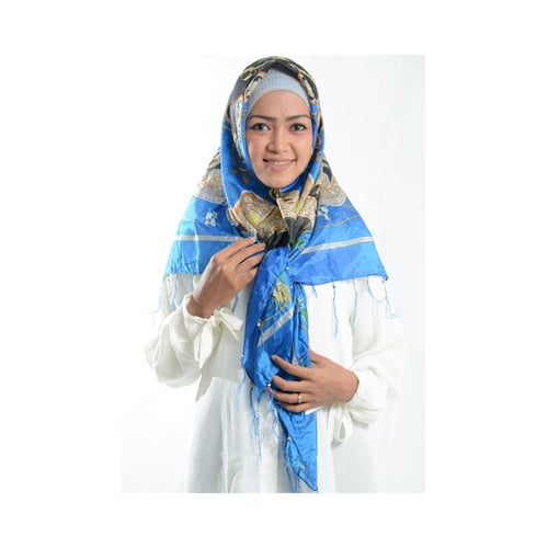 Jilbab Cantik Silk Sutera Biru
